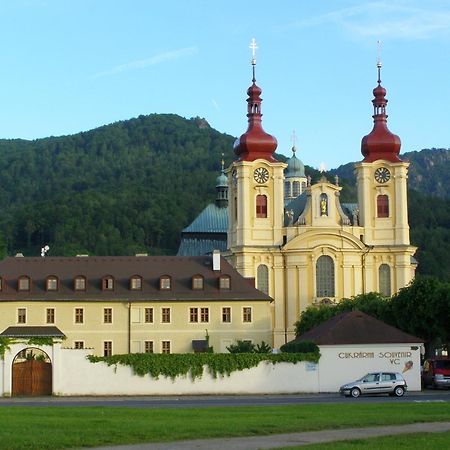 Chata Jizerke Hory Solcuv Rybnik Распенава Экстерьер фото